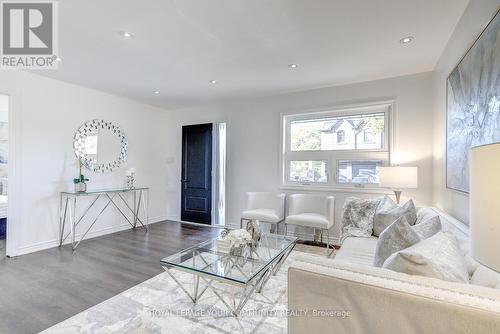 2 Christina Crescent, Toronto, ON - Indoor Photo Showing Living Room