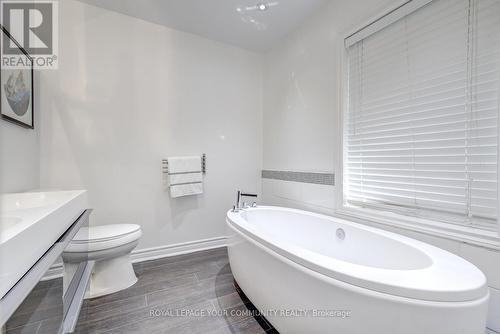 2 Christina Crescent, Toronto, ON - Indoor Photo Showing Bathroom