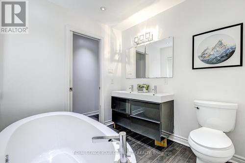 2 Christina Crescent, Toronto, ON - Indoor Photo Showing Bathroom