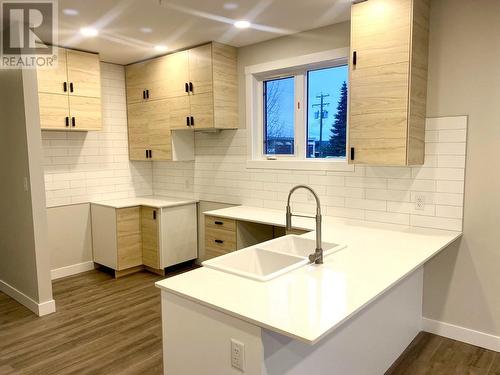 506 Gillett Street, Prince George, BC - Indoor Photo Showing Kitchen