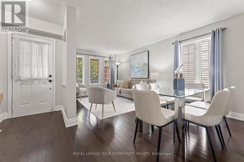 31 Glasgow Crescent, Georgina, ON - Indoor Photo Showing Dining Room