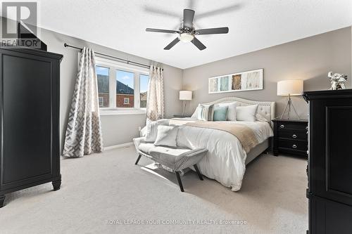 31 Glasgow Crescent, Georgina, ON - Indoor Photo Showing Bedroom