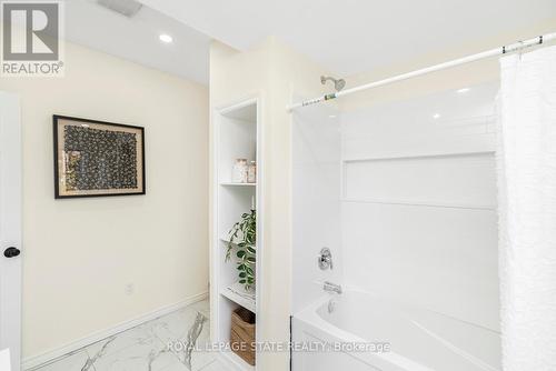 124 Harmony Avenue, Hamilton, ON - Indoor