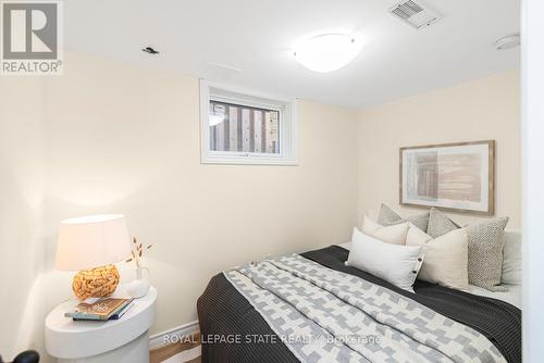 124 Harmony Avenue, Hamilton, ON - Indoor Photo Showing Bedroom