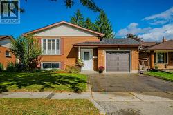 120 OAKHURST CRESCENT  Kitchener, ON N2B 3K3