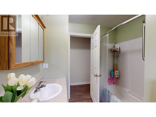 1857 Dogwood Avenue, Quesnel, BC - Indoor Photo Showing Bathroom