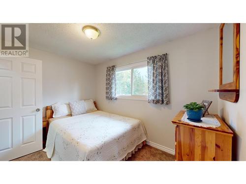 1857 Dogwood Avenue, Quesnel, BC - Indoor Photo Showing Bedroom