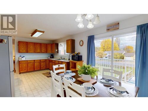 1857 Dogwood Avenue, Quesnel, BC - Indoor Photo Showing Dining Room