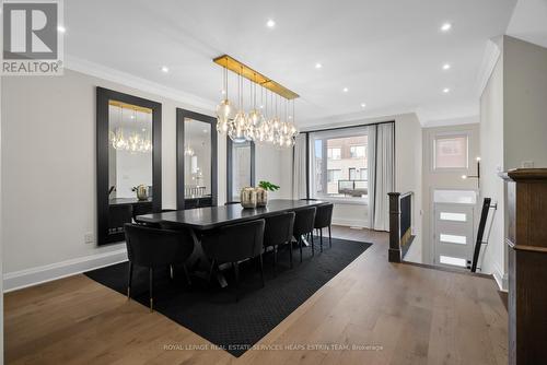 7 Hollyhock Court, Toronto, ON - Indoor Photo Showing Dining Room