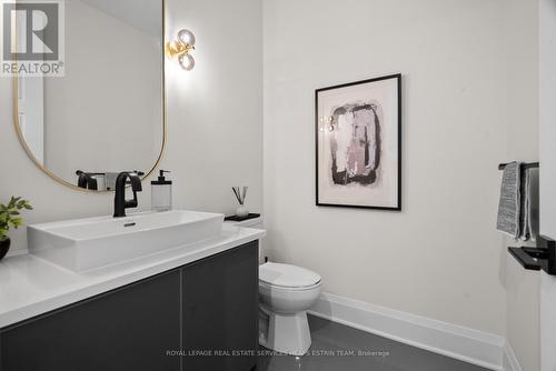 7 Hollyhock Court, Toronto, ON - Indoor Photo Showing Bathroom