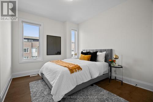 7 Hollyhock Court, Toronto, ON - Indoor Photo Showing Bedroom