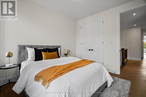 7 Hollyhock Court, Toronto, ON - Indoor Photo Showing Bedroom