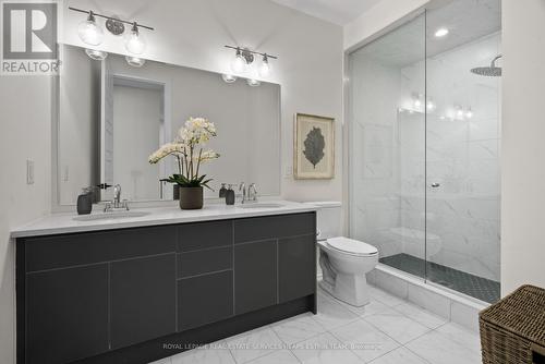 7 Hollyhock Court, Toronto, ON - Indoor Photo Showing Bathroom