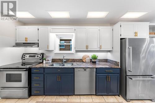 213 St Leonards Avenue, Toronto, ON - Indoor Photo Showing Kitchen With Double Sink