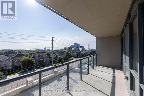 607 - 9090 Yonge Street, Richmond Hill, ON - Outdoor With Balcony With View With Exterior