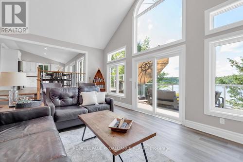 1112 Blue Heron Ridge, Central Frontenac, ON - Indoor Photo Showing Living Room