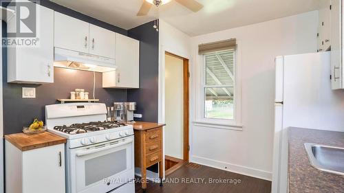 578 Creston Avenue, London, ON - Indoor Photo Showing Kitchen