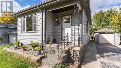 578 Creston Avenue, London, ON - Outdoor With Deck Patio Veranda