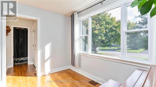 578 Creston Avenue, London, ON - Indoor Photo Showing Other Room