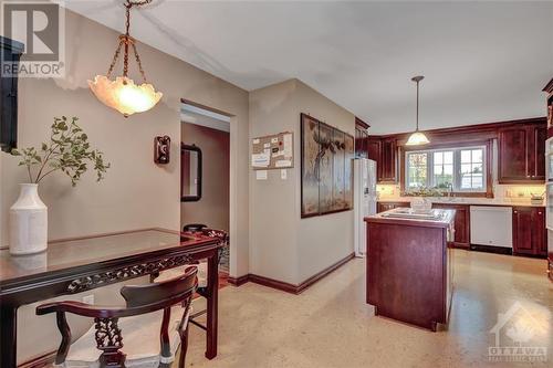 5791 Kelly Marie Drive, Ottawa, ON - Indoor Photo Showing Kitchen