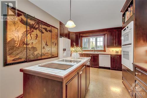 5791 Kelly Marie Drive, Ottawa, ON - Indoor Photo Showing Kitchen