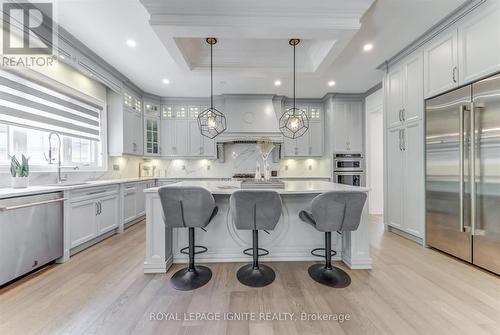 123 Baldwin Street, Whitby, ON - Indoor Photo Showing Kitchen With Upgraded Kitchen