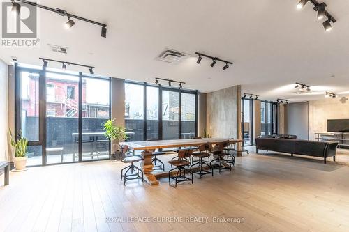 720 - 608 Richmond Street W, Toronto, ON - Indoor