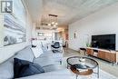 720 - 608 Richmond Street W, Toronto, ON  - Indoor Photo Showing Living Room 