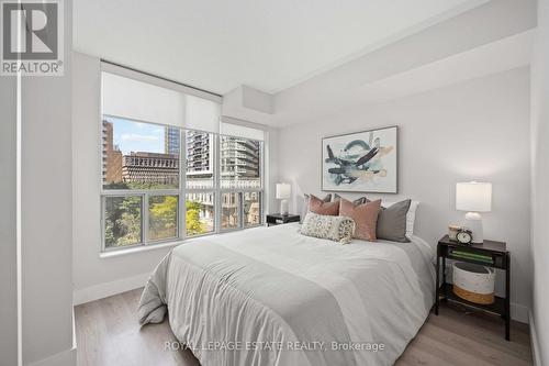 601 - 76 Shuter Street E, Toronto, ON - Indoor Photo Showing Bedroom