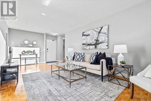 602 - 180 Markham Road, Toronto, ON - Indoor Photo Showing Living Room