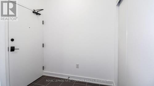 110 - 4 Spice Way, Barrie, ON - Indoor Photo Showing Other Room