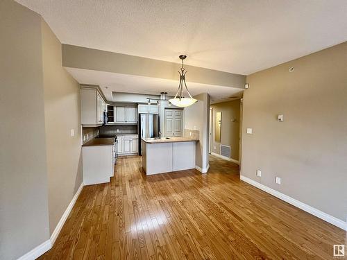 #507 11111 82 Av Nw, Edmonton, AB - Indoor Photo Showing Kitchen