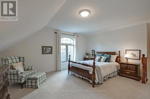 1 - 2141 Caroline Street, Burlington, ON - Indoor Photo Showing Bedroom