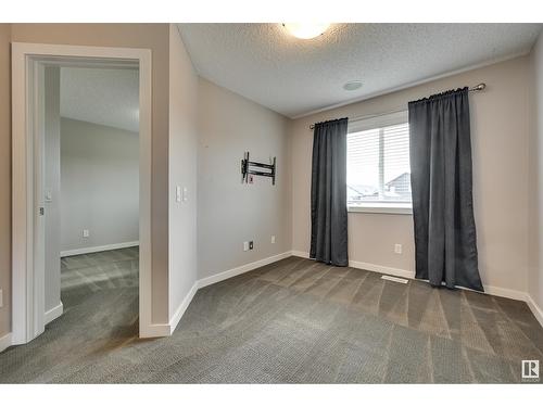 16009 10 Av Sw Sw, Edmonton, AB - Indoor Photo Showing Other Room