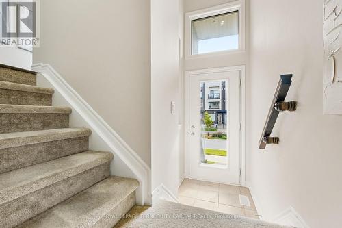 805 Mikinak Road, Ottawa, ON - Indoor Photo Showing Other Room