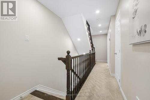 805 Mikinak Road, Ottawa, ON - Indoor Photo Showing Other Room