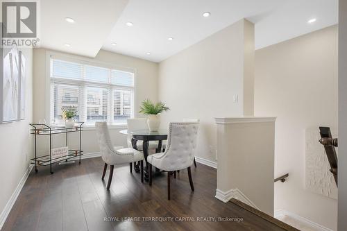 805 Mikinak Road, Ottawa, ON - Indoor Photo Showing Dining Room