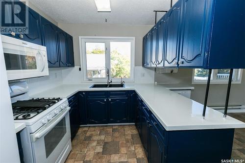 Kruesel Acreage, Winslow Rm No. 319, SK - Indoor Photo Showing Kitchen With Double Sink