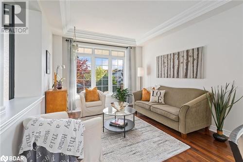 197 Hayward Court, Rockwood, ON - Indoor Photo Showing Living Room