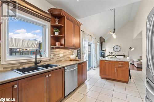 197 Hayward Court, Rockwood, ON - Indoor Photo Showing Kitchen With Double Sink