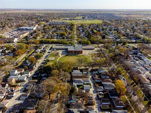 522 Rosseau Avenue, Winnipeg, MB - Outdoor With View