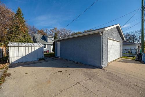 522 Rosseau Avenue, Winnipeg, MB - Outdoor With Exterior