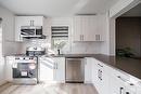 522 Rosseau Avenue E, Winnipeg, MB  - Indoor Photo Showing Kitchen 