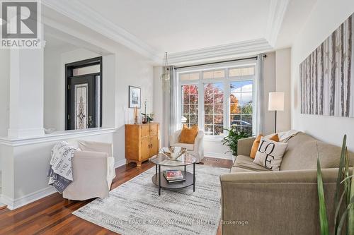 197 Hayward Court, Guelph/Eramosa, ON - Indoor Photo Showing Living Room