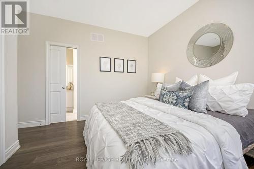 164 Harpin Way E, Centre Wellington, ON - Indoor Photo Showing Bedroom