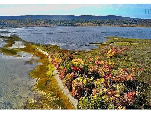 Strathlorne-Scotsville Road, Kenloch, NS 