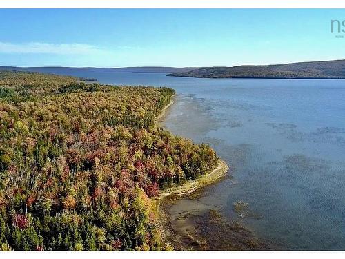 Strathlorne-Scotsville Road, Kenloch, NS 