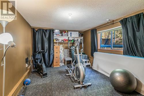 4156 Uplands Dr, Nanaimo, BC - Indoor Photo Showing Gym Room