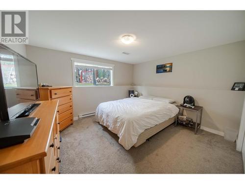 228 Shadow Mountain  Boulevard, Cranbrook, BC - Indoor Photo Showing Bedroom