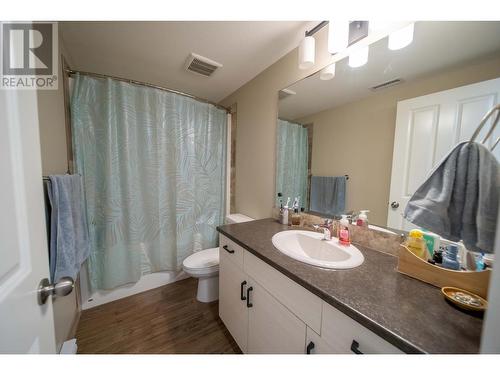 228 Shadow Mountain  Boulevard, Cranbrook, BC - Indoor Photo Showing Bathroom